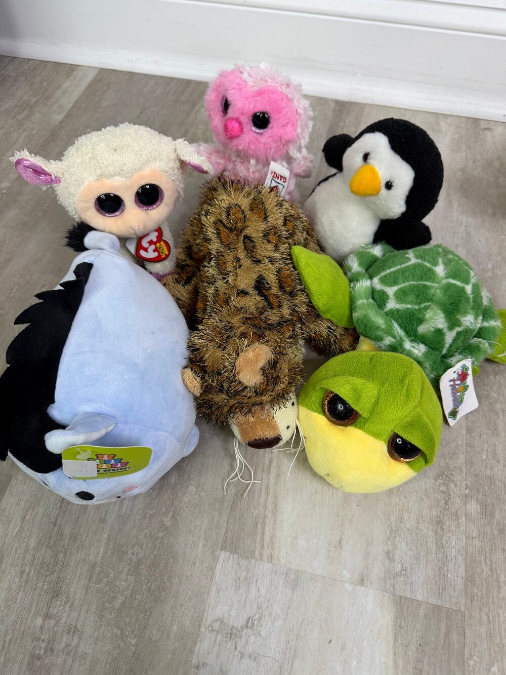 6 Stuffed Animal Plushies Stuffies